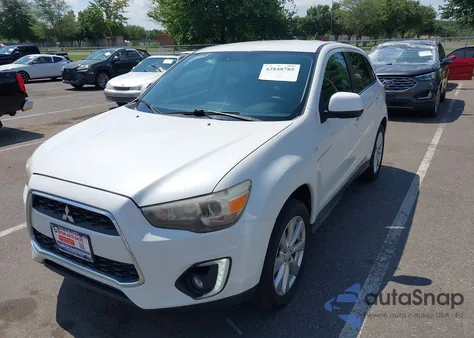 2015 Mitsubishi Outlander Sport Se z USA, uszkodzony, nr VIN 4A4AP4AU1FE021095